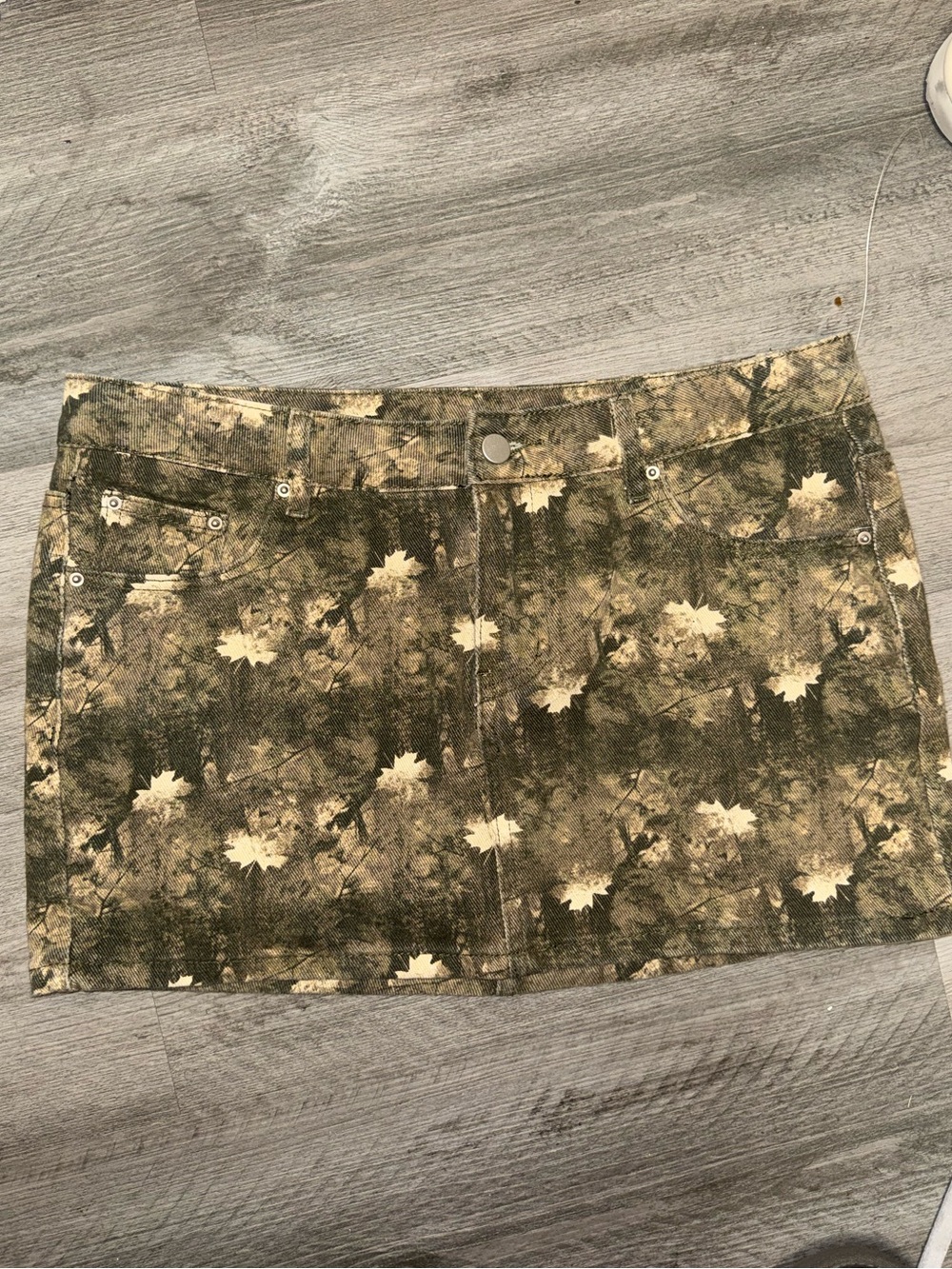 Forever 21 Olive and Beige Leaf Print Mini Skirt